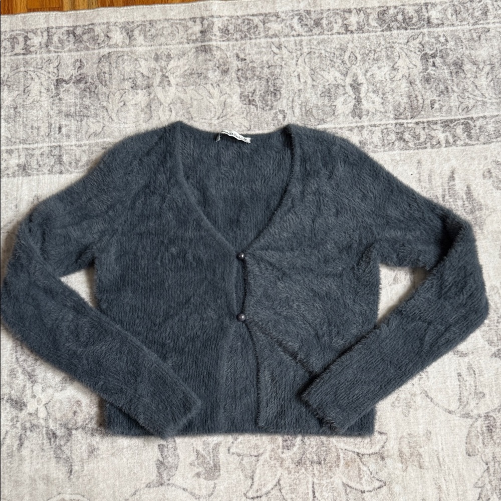 Abercrombie & Fitch - Fuzzy Gray Women's Sweater